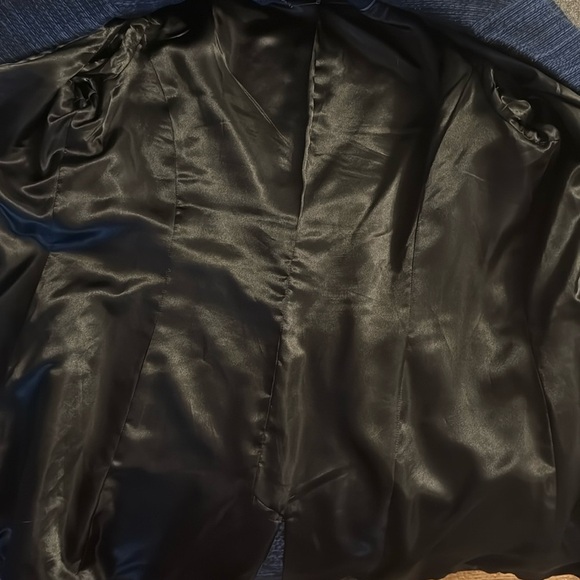 Mary Kay by T Winhill Blue Tailored Blazer with Notched Lapel - Picture 11 of 12